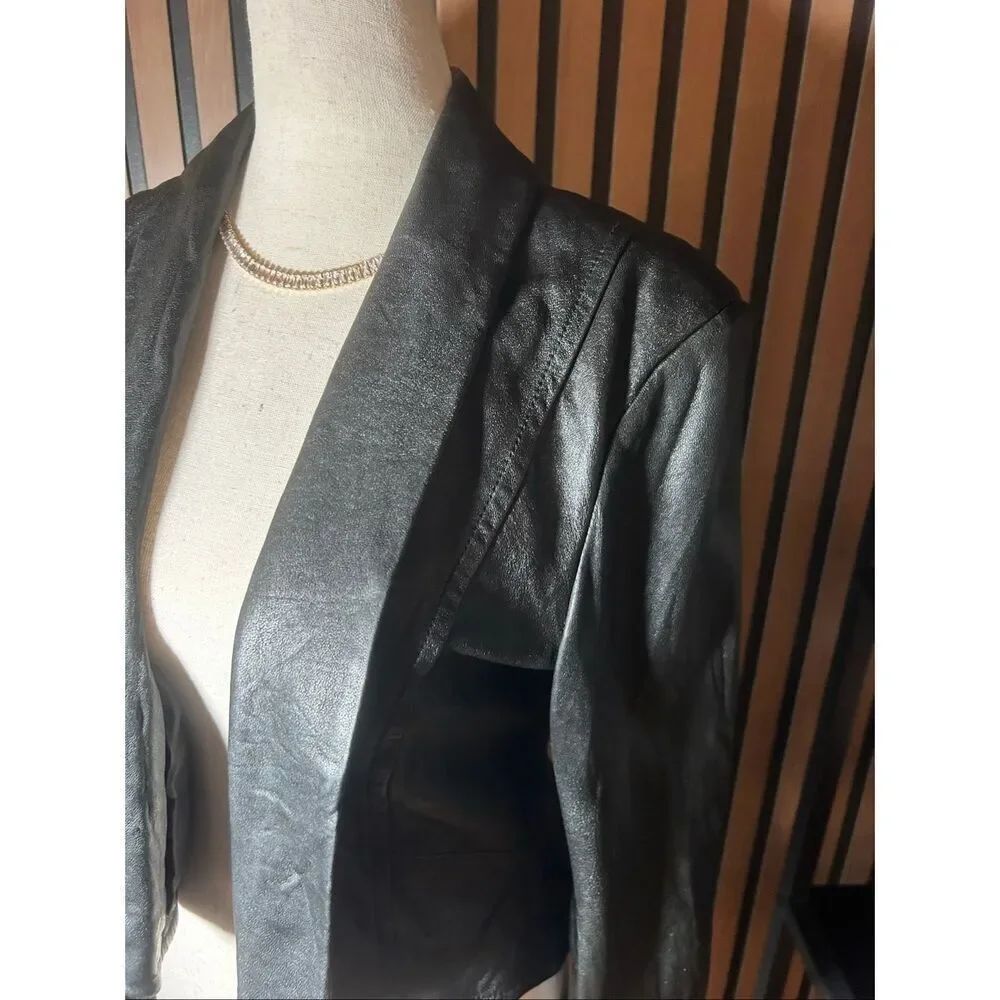 7 For all Mankind Women Rumble Leather Jacket  Size S black moto style short